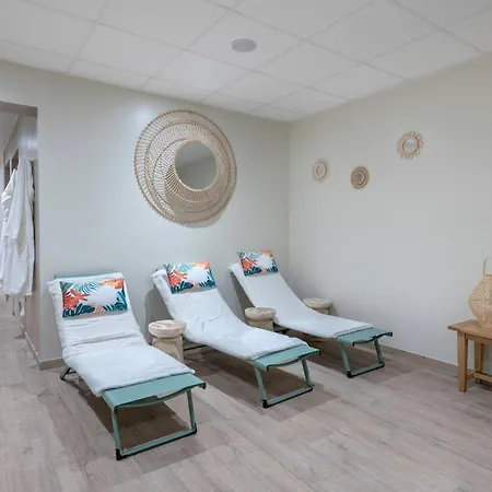 Lejlighed Pour 4 Avec Piscine Et Jacuzzi Le Pouliguen