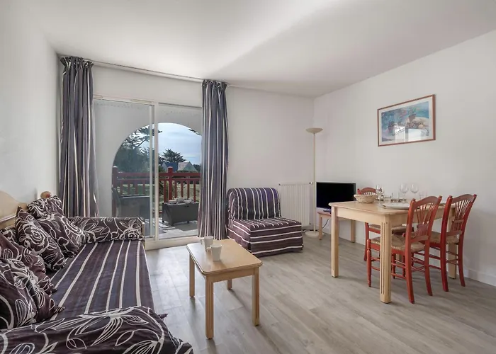 Apartmán Pour 4 Avec Piscine Et Jacuzzi