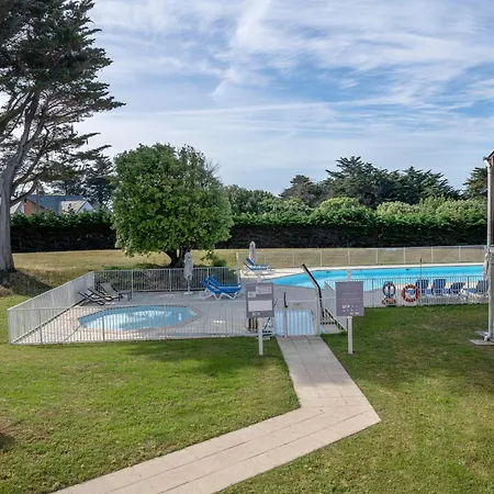 Pour 4 Avec Piscine Et Jacuzzi *