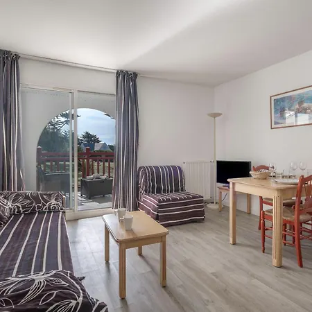 Апартаменты Pour 4 Avec Piscine Et Jacuzzi